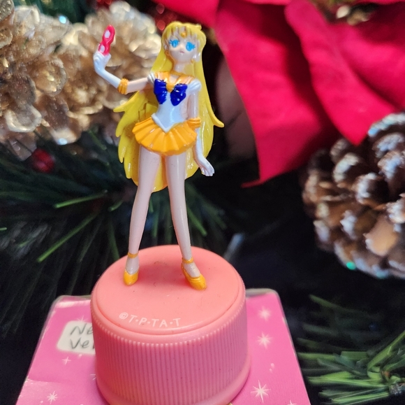 Vintage 5pk individual boxes Sailormoon Bottle Cap Figurines - Picture 2 of 6